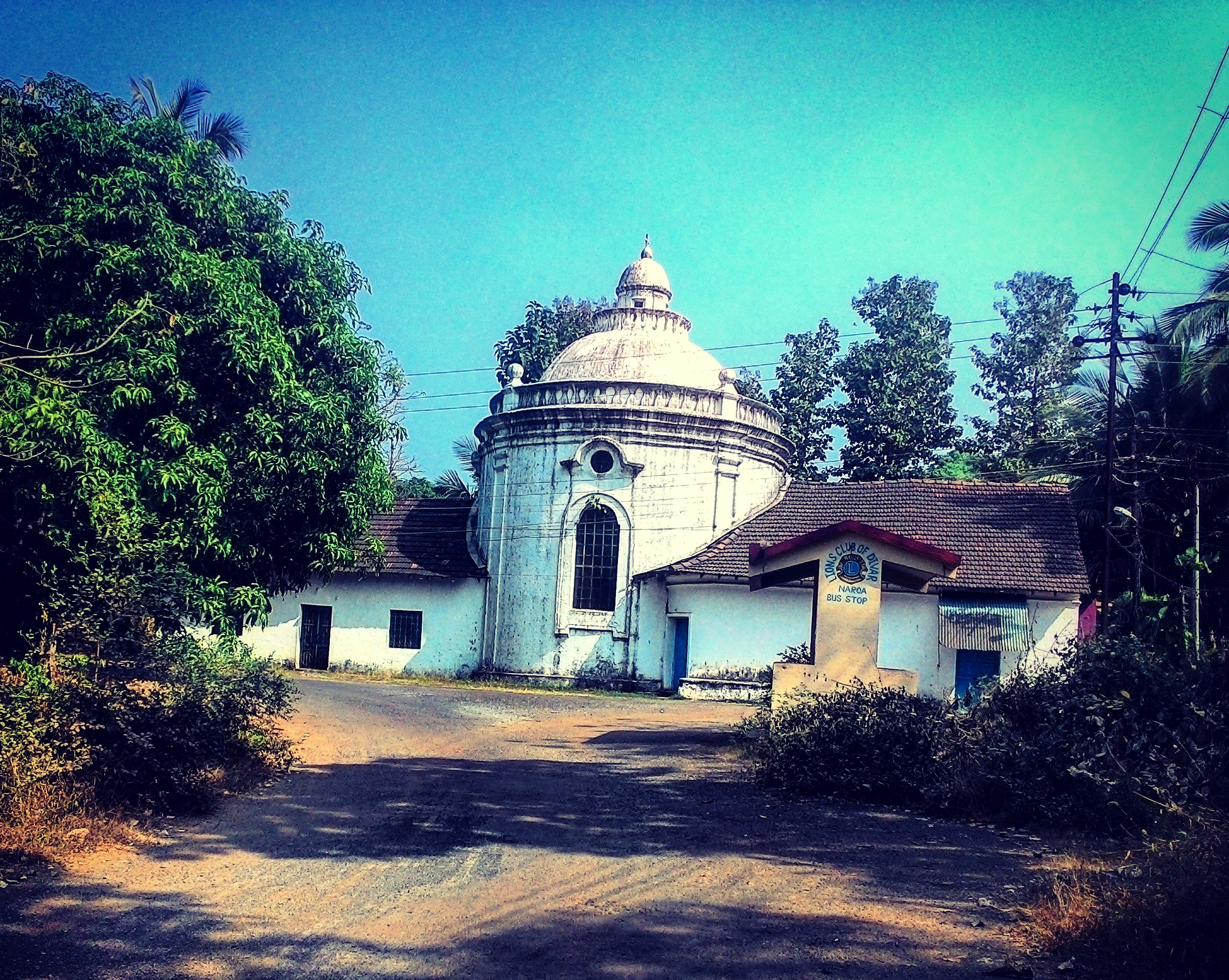 Chapel_of_Our_Lady_of_Candelaria,_Naroa,_Ilhas,_Goa.jpg